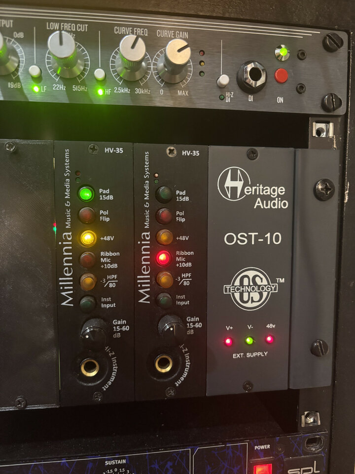 Par de previos Millennia HV-35