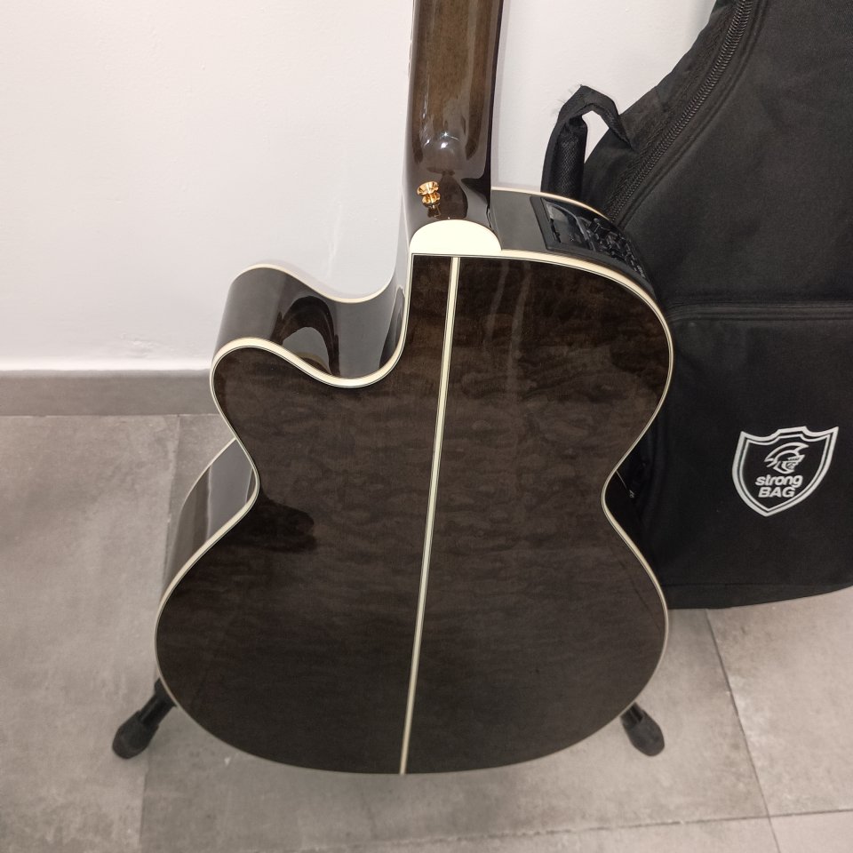 Guitarra Electroacústica Takamine GN 75ce Tbk de segunda mano · Foto 7 de 8 · Málaga · 500 €