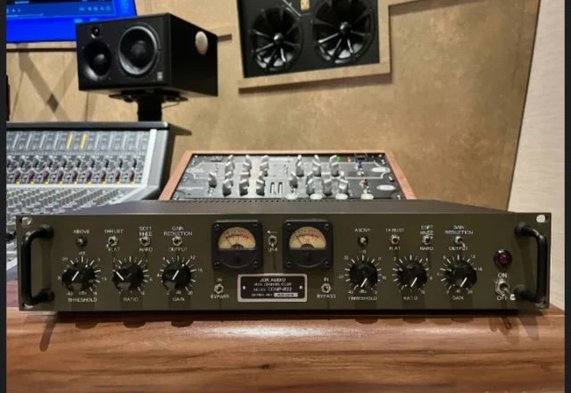 Compresor de audio JDK R22 API