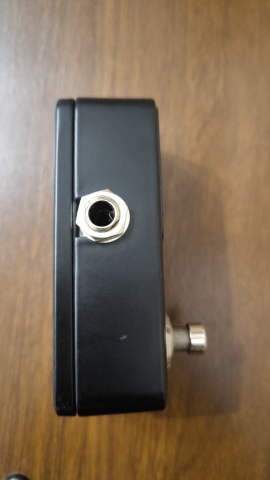Afinador Polytune 2 noir de segunda mano · Foto 4 de 4 · Madrid · 50 €
