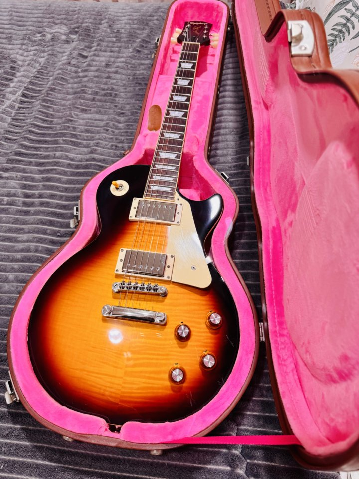 Epiphone 1959 Les Paul Estándar Limited Edition - Aged Dark Burst de segunda mano · Foto 9 de 10 · SC Tenerife · 690 €