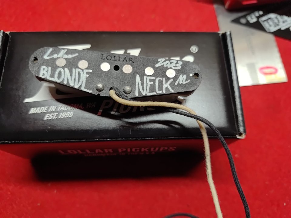 Lollar Blonde Neck, Pastilla Stratocaster de segunda mano · Foto 1 de 2 · Huelva · 90 €