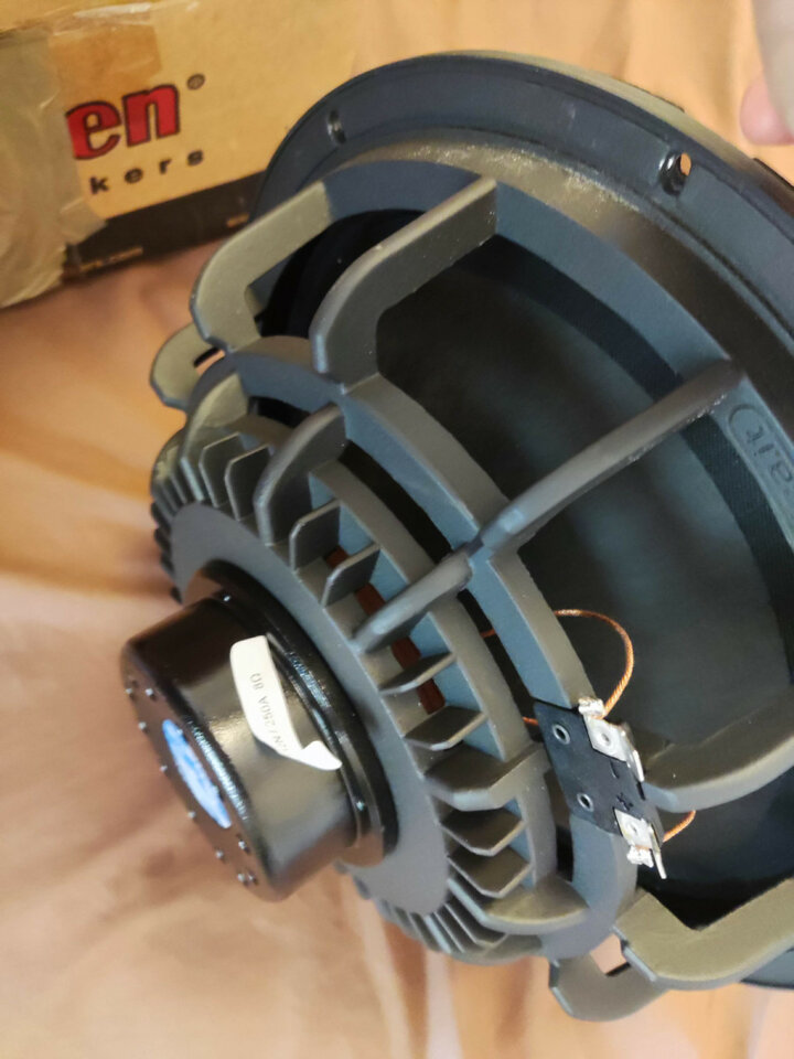 Altavoz Jensen Smooth Bass BS 12N/250A,8 ohm y 250W