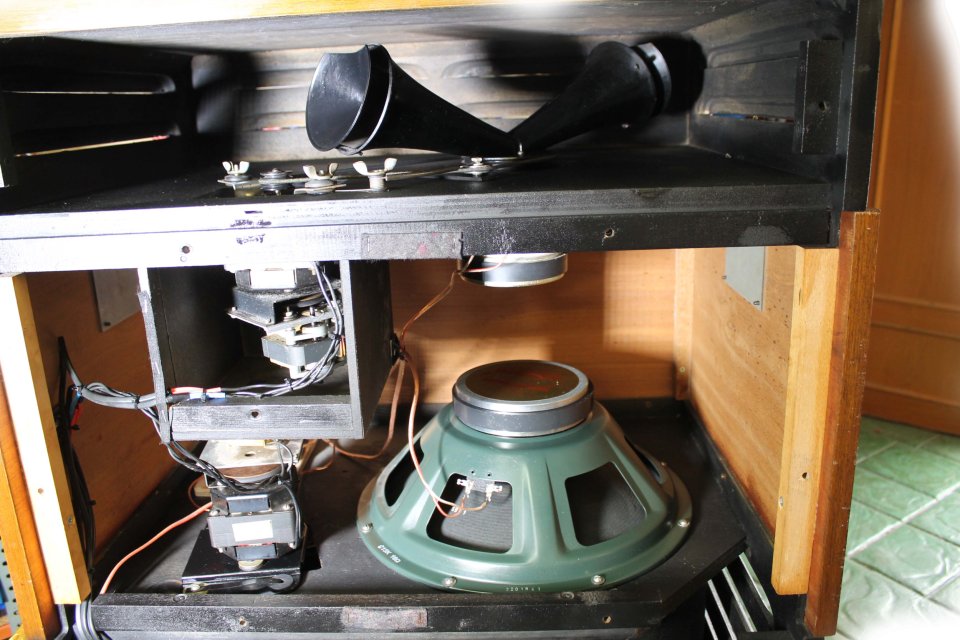 Leslie 142N ( 122 de mueble corto)