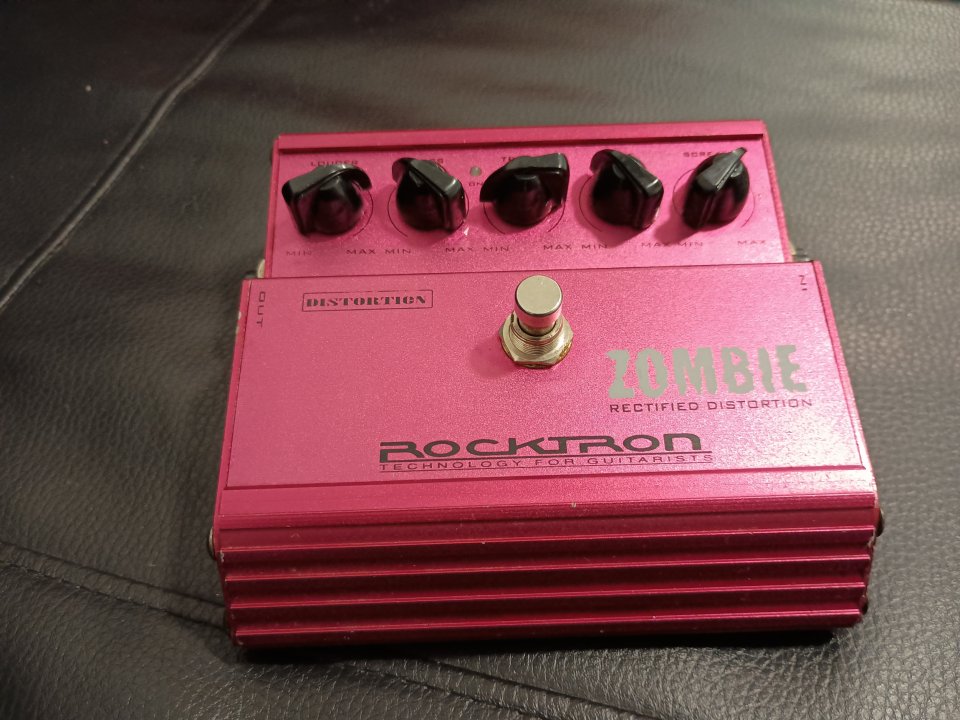 Pedal Rocktron Zombie de segunda mano · Foto 2 de 4 · Málaga · 40 €