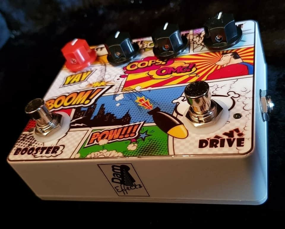 Dam effects: wah, Delay, Distorsión, Overdrive, Reverb, chorus, booster…