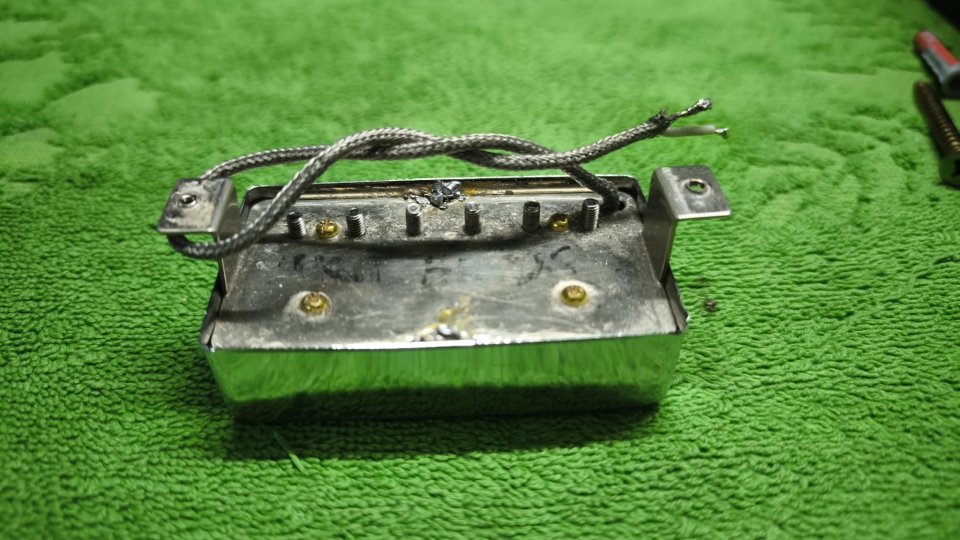 Pastilla Humbucker antigua de segunda mano · Foto 2 de 2 · Madrid · 30 €