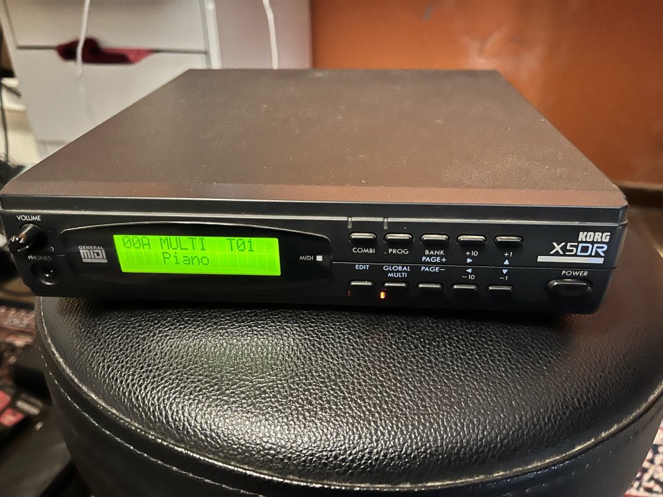 Korg X5DR Synthesis Module de segunda mano · Foto 3 de 6 · Barcelona · 200 €