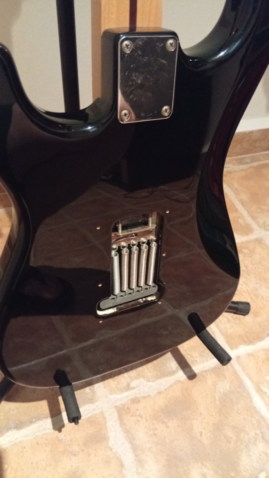 Fender Stratocaster Standard México de segunda mano · Foto 2 de 7 · Valencia · 500 €