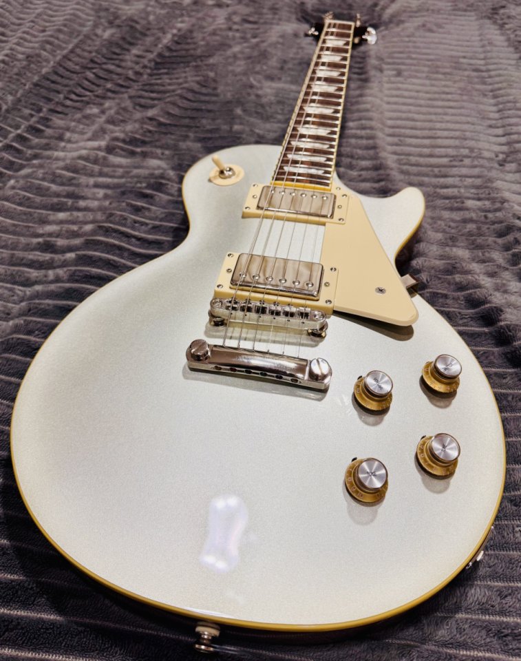 Epiphone Les Paul Standard 60s Inspired by Gibson, Silver Mist de segunda mano · Foto 2 de 6 · SC Tenerife · 400 €