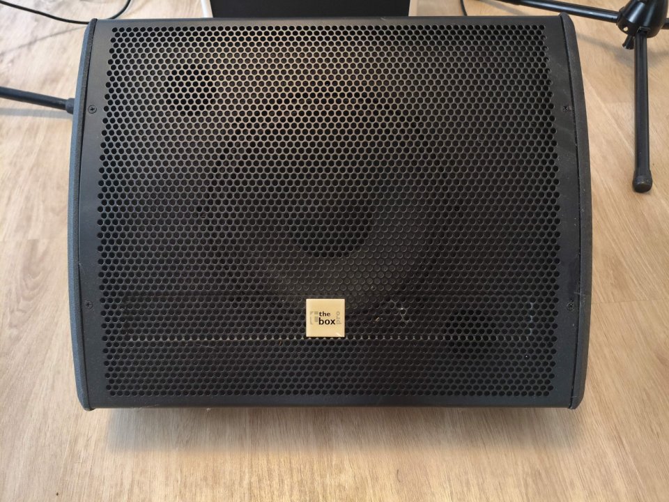 Equipo de Sonido Thomann 4500W pico. Perfecto estado de segunda mano · Foto 3 de 7 · Navarra · 800 €