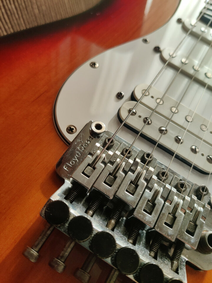 Fender American Floyd Rose Stratocaster Special HSS 1999 - 2003 HSS RW