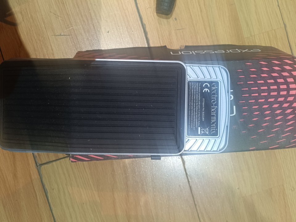 Pedal expresión electro harmonix Next step