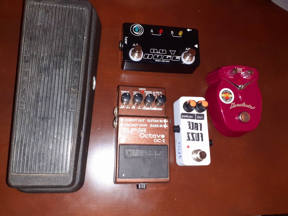 Vendo lote de pedales