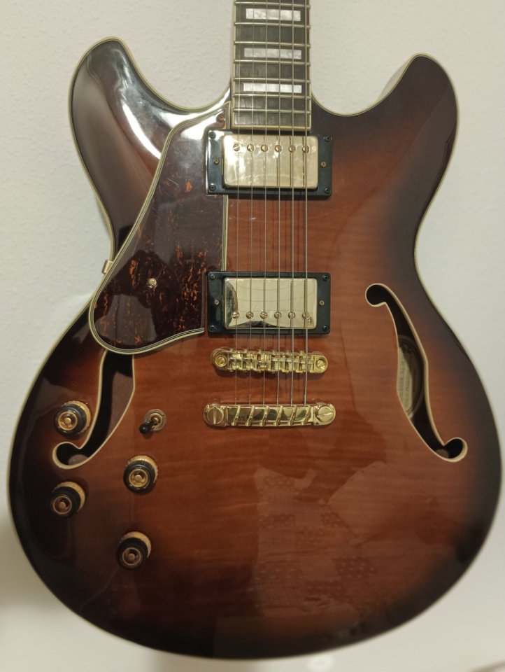 Ibanez as93 semihollow ZURDOS + GIGBAG MONKEY LOOP de segunda mano · Foto 1 de 6 · Zaragoza · 450 €