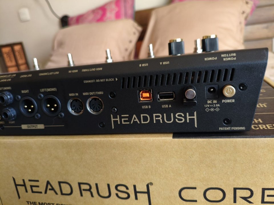 Pedalera Headrush Core Guitarra y Voz SIN USO