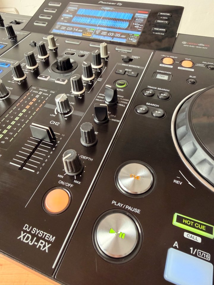 Pioneer DJ XDJ-RX – Standalone DJ System – Excellent Condition