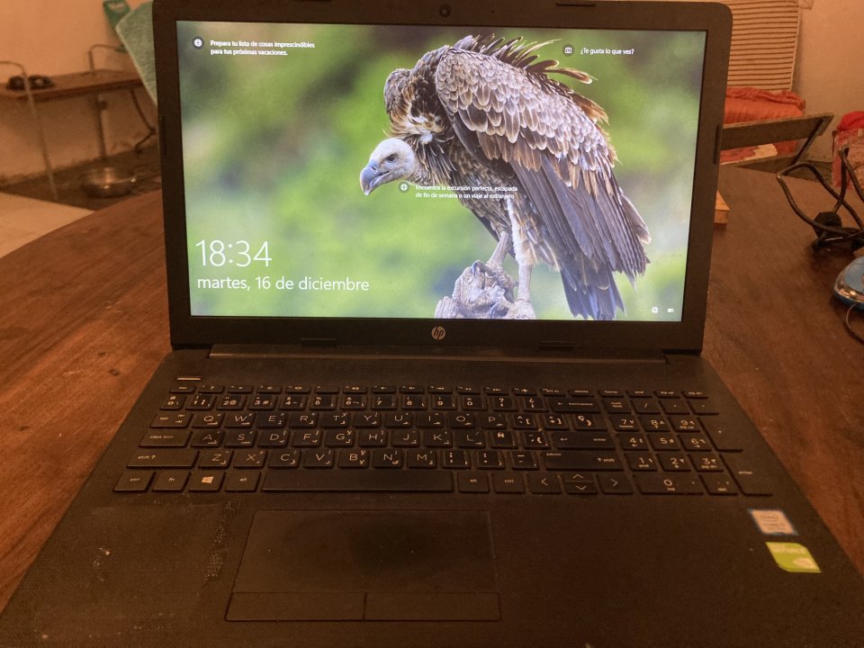 Portátil HP para productores y compositores (precio negociable)