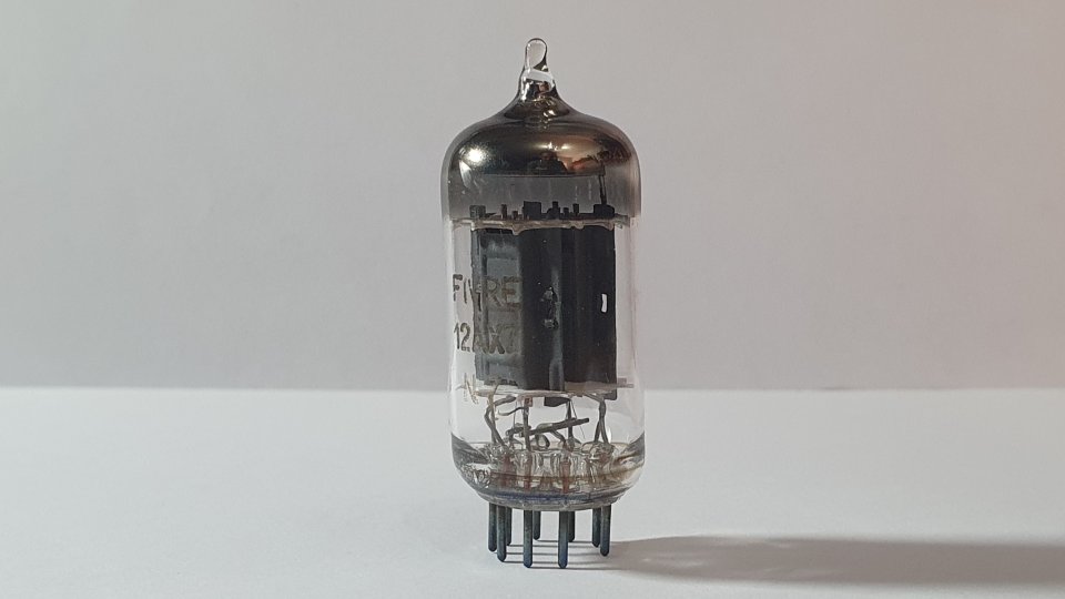 Válvula NOS Fivre ECC83 12AX7 7025 tubo HiFi de segunda mano · Foto 1 de 2 · Alicante · 75 €