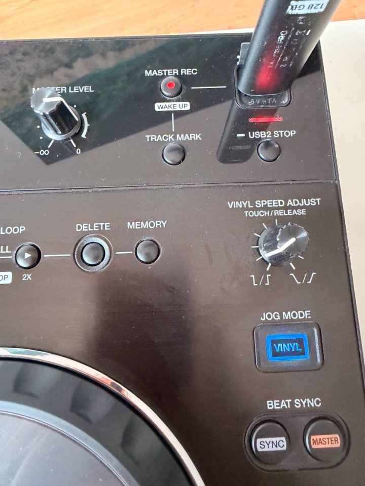 Pioneer DJ XDJ-RX – Standalone DJ System – Excellent Condition