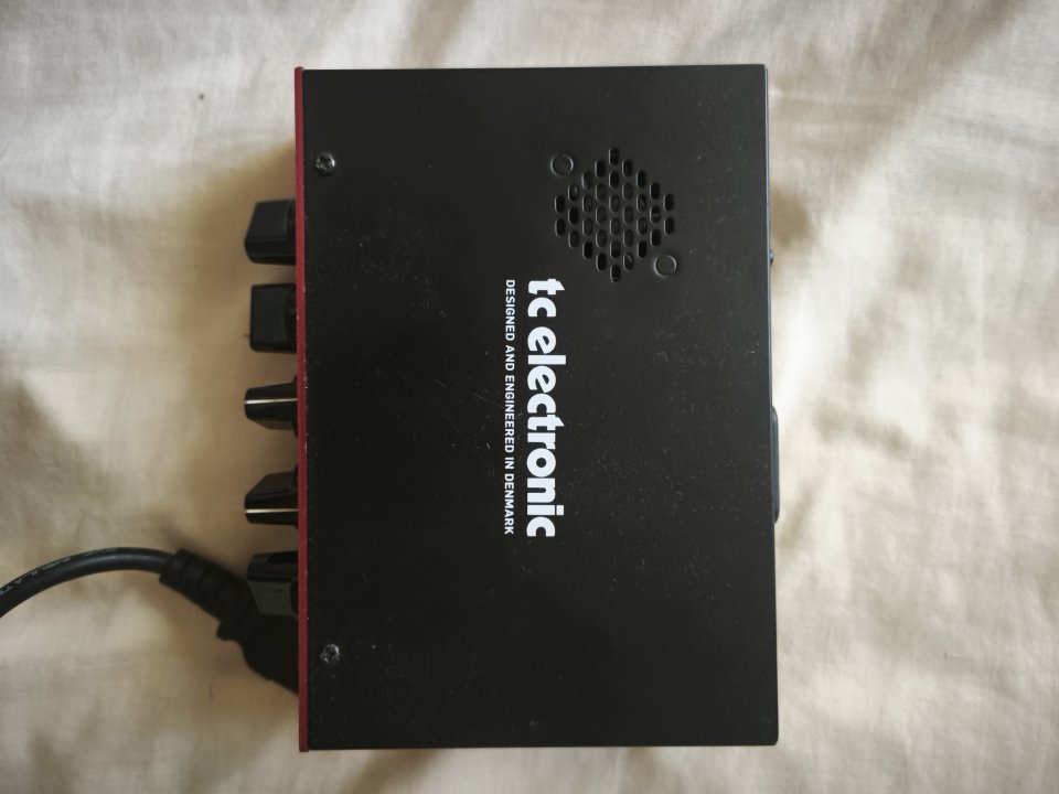 Vendo cabezal amplificador bajo TC electrónic bam200s de segunda mano · Foto 2 de 4 · Illes Balears · 99 €