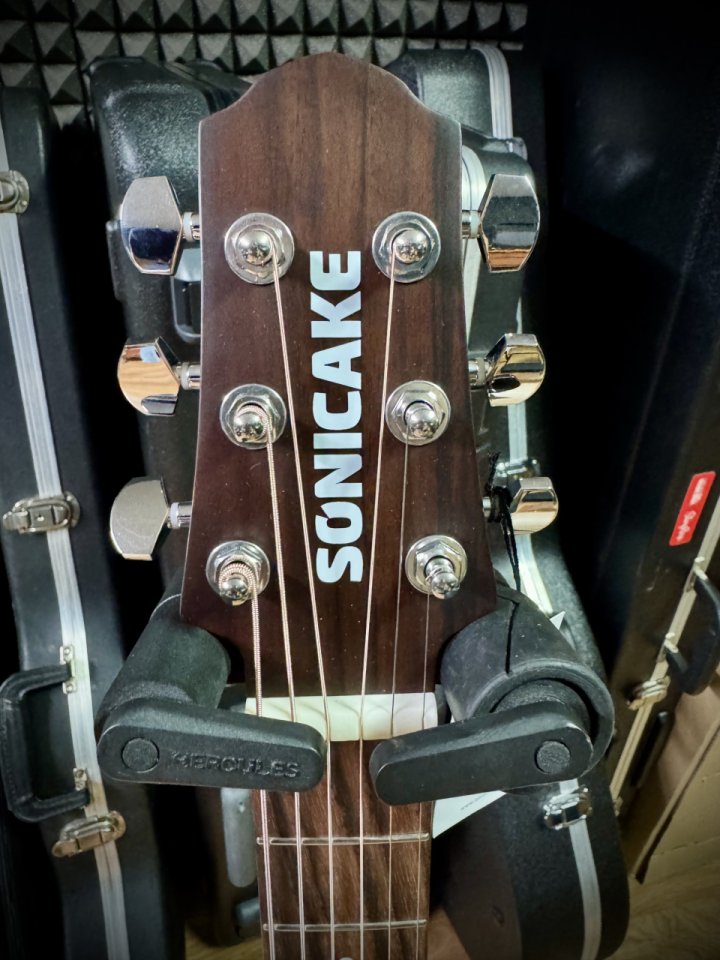 SONICAKE QGT-1 Travel Guitar de segunda mano · Foto 3 de 8 · Cantabria · 150 €