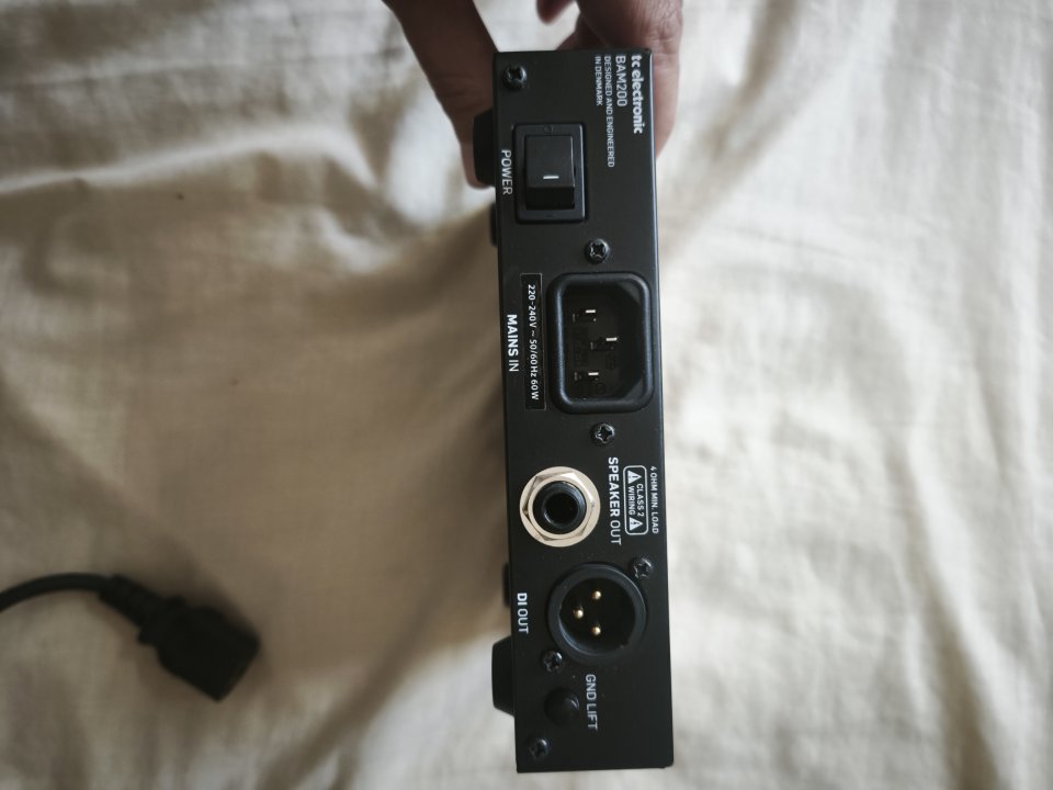Vendo cabezal amplificador bajo TC electrónic bam200s de segunda mano · Foto 3 de 4 · Illes Balears · 99 €