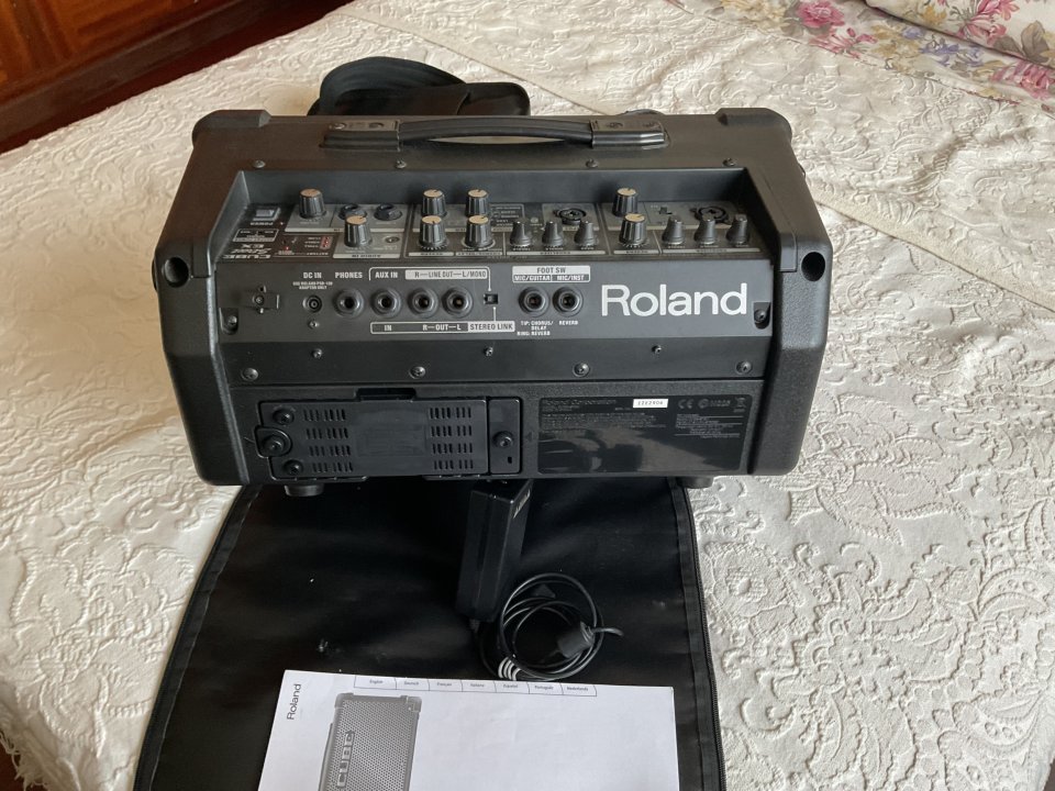 ROLAND CUBE STREET EX