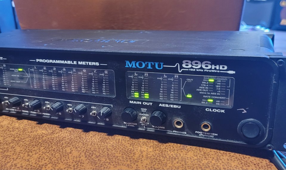MOTU 896 HD de segunda mano · Foto 1 de 6 · Sevilla · 190 €