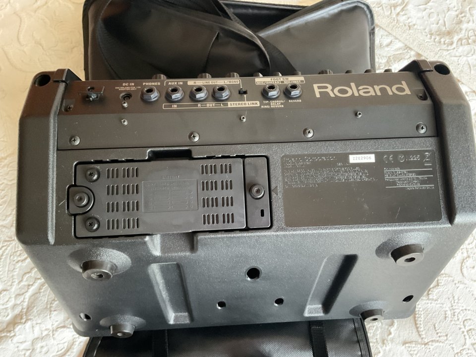 ROLAND CUBE STREET EX