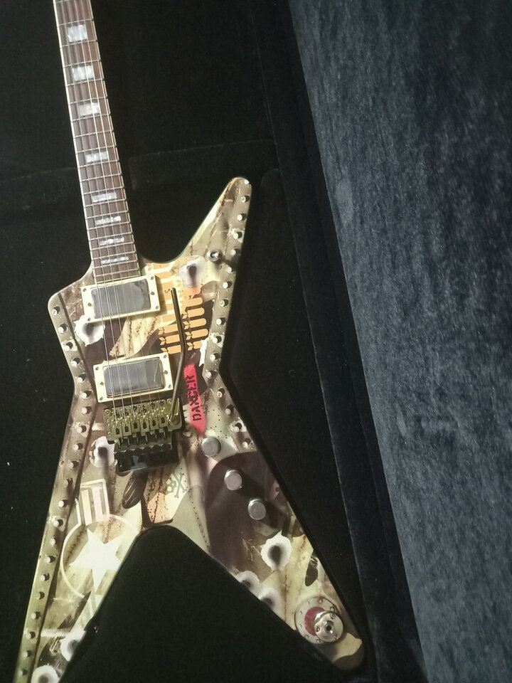 DEAN ML guitarra eléctrica