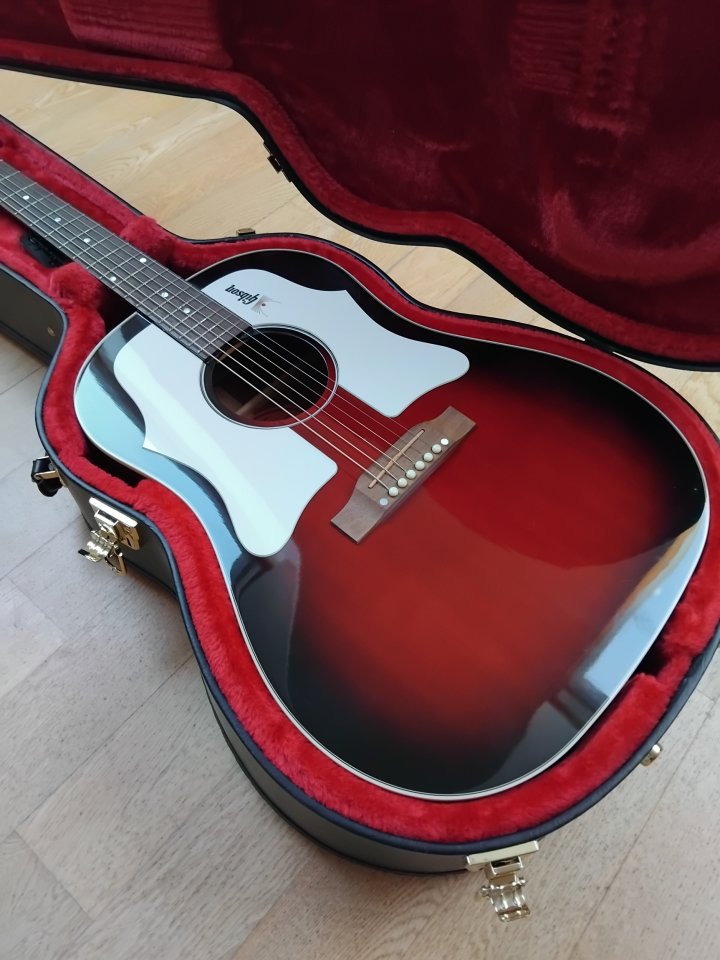 Guitarra electroacústica Epiphone J45 Slash