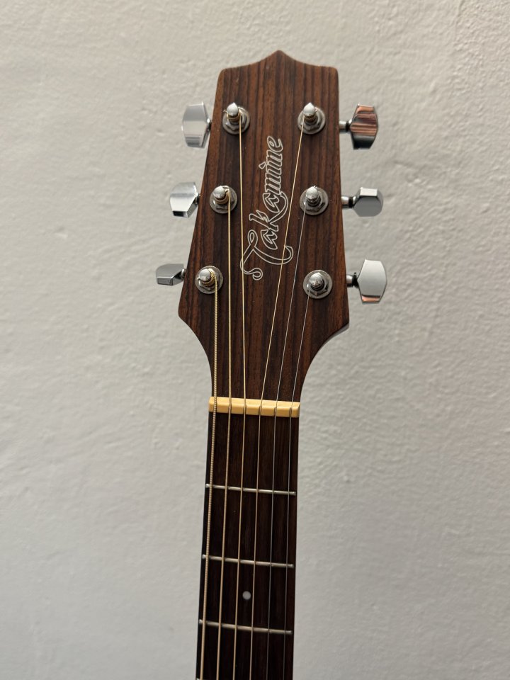 Guitarra Takamine acústica GD20 de segunda mano · Foto 6 de 6 · Madrid · 250 €