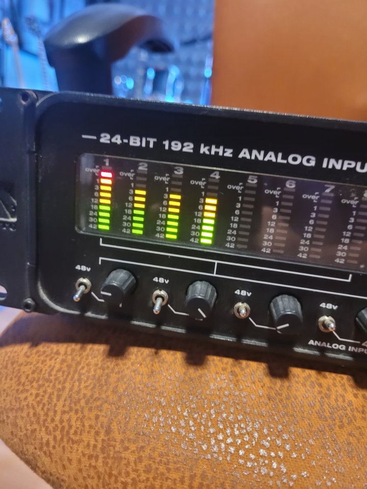 MOTU 896 HD de segunda mano · Foto 4 de 6 · Sevilla · 190 €