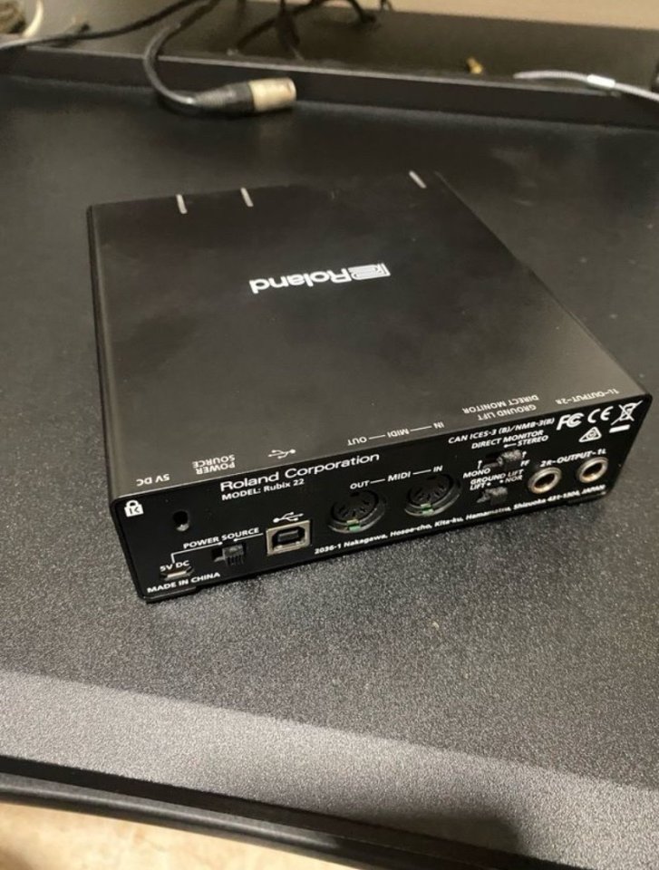 Interfaz roland rubix 22 de segunda mano · Foto 3 de 3 · Alicante · 70 €
