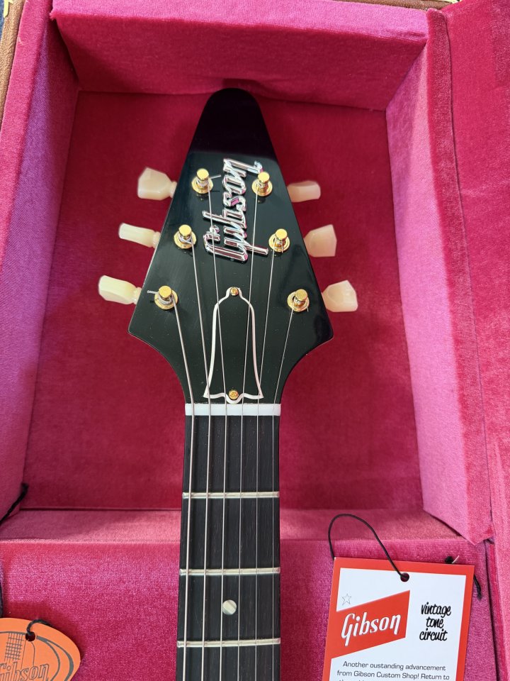 Gibson Flying V 58 Korina Reissue (Cambio) de segunda mano · Foto 5 de 9 · Madrid · 6500 €