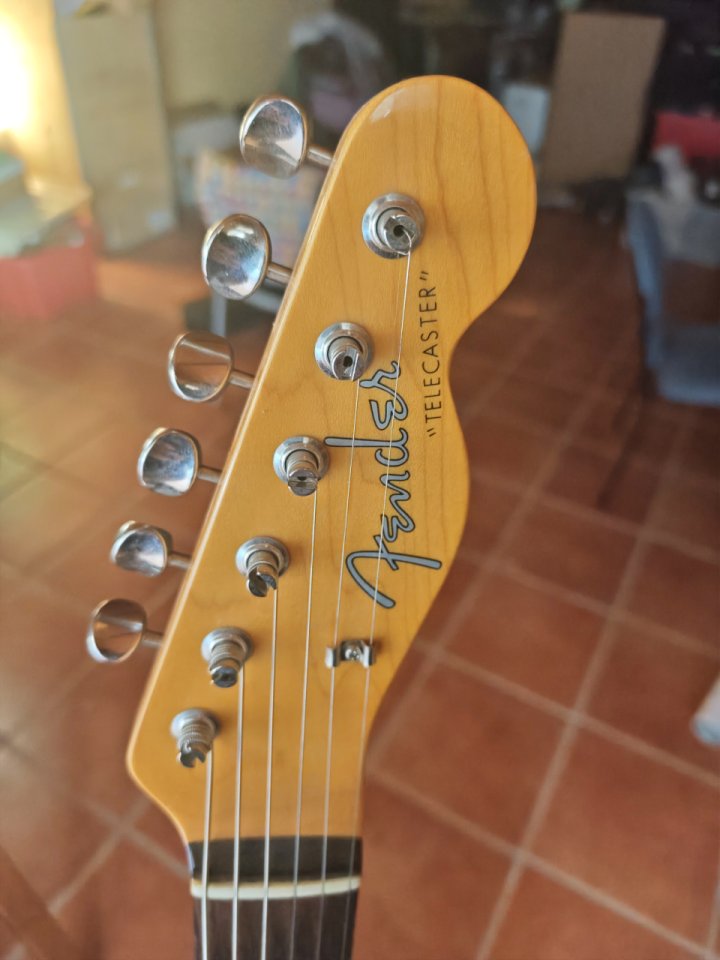 Fender telecaster made in Japan de segunda mano · Foto 3 de 7 · Sevilla · 900 €