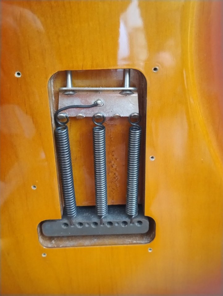 Stratocaster tipo vintage de segunda mano · Foto 7 de 7 · Madrid · 480 €