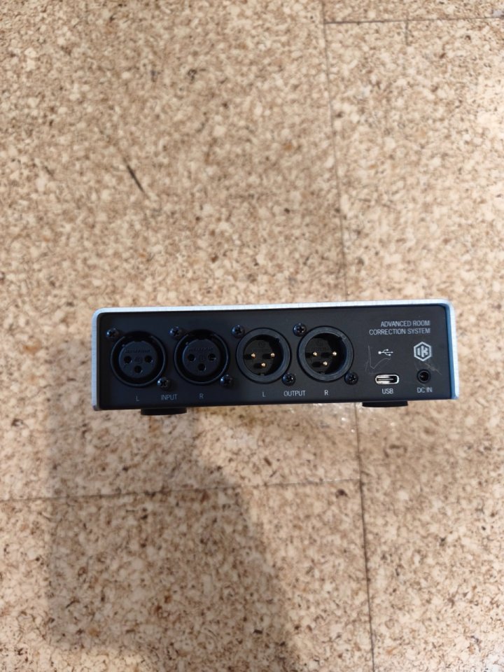 ARC Studio IK Multimedia de segunda mano · Foto 1 de 5 · A Coruña · 175 €