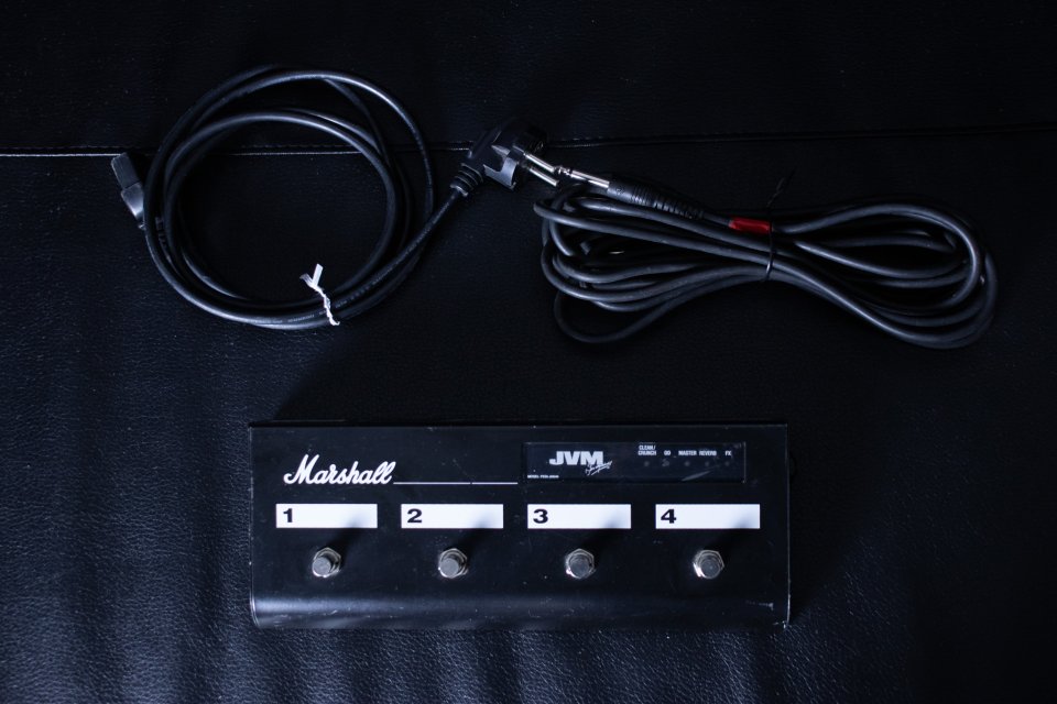 Marshall JVM215C 50-Watt 1x12" + Flight case NSP Cases (UK) + Footswitch