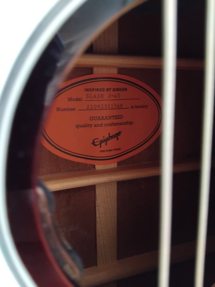 Guitarra electroacústica Epiphone J45 Slash