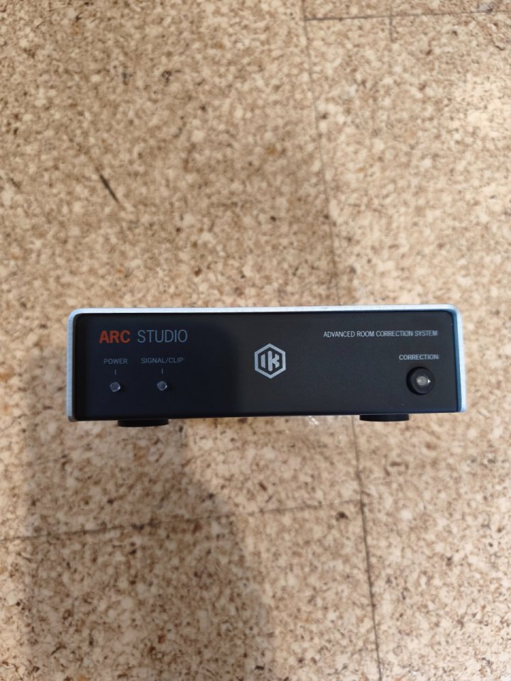 ARC Studio IK Multimedia de segunda mano · Foto 3 de 5 · A Coruña · 175 €