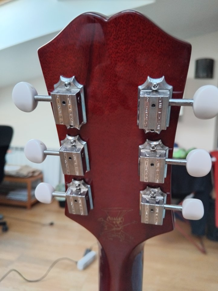 Guitarra electroacústica Epiphone J45 Slash