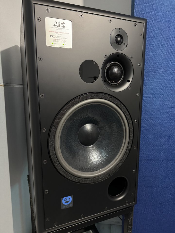 ATC SCM150 PRO 15500€ de segunda mano · Foto 5 de 9 · Huelva · 15500 €