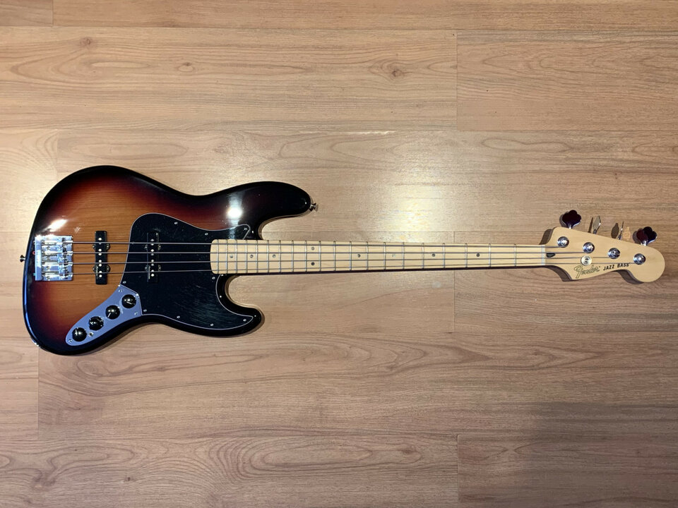 Fender Active Deluxe MN 3 Color Sunburst