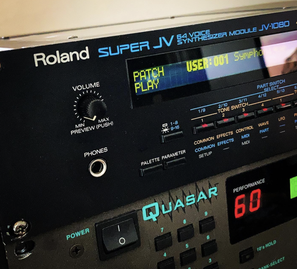 Roland JV-1080