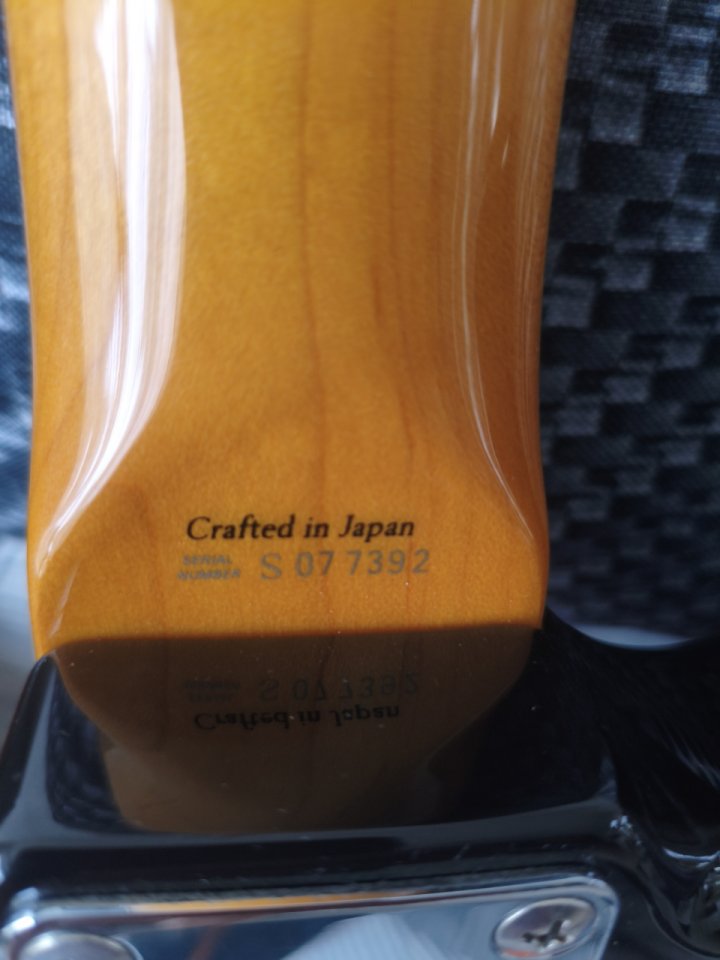 Fender Jazzmaster JM66B (3-tone sunburst,2006, CIJ, Tokai Gakki)) de segunda mano · Foto 4 de 10 · Madrid · 1400 €