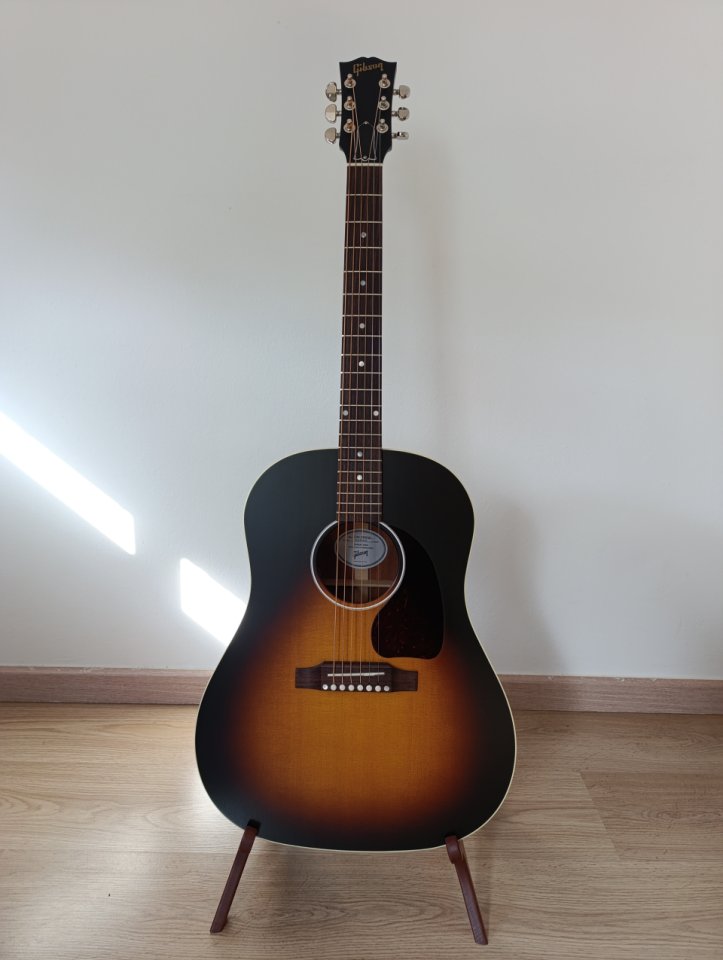 Gibson j45 special satin de segunda mano · Foto 2 de 8 · Barcelona · 1700 €