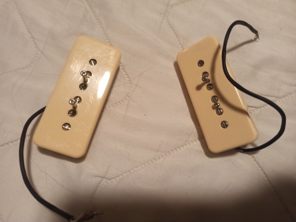 Dos P90 de Moreno Guitars