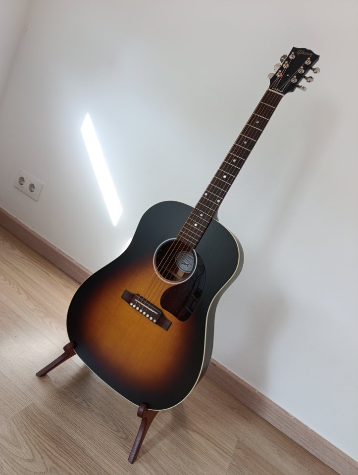 Gibson j45 special satin de segunda mano · Foto 3 de 8 · Barcelona · 1700 €